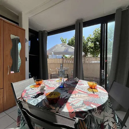 Pavillon Avec Terrasse Ensoleillee, Parking - - Fr-1-229-899
